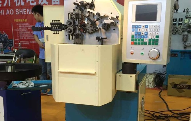 AOG-208壓簧機案例